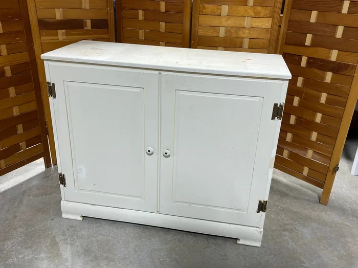 AS IS Cabinet