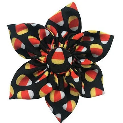 Huxley & Kent – Candy Corn Pinwheel